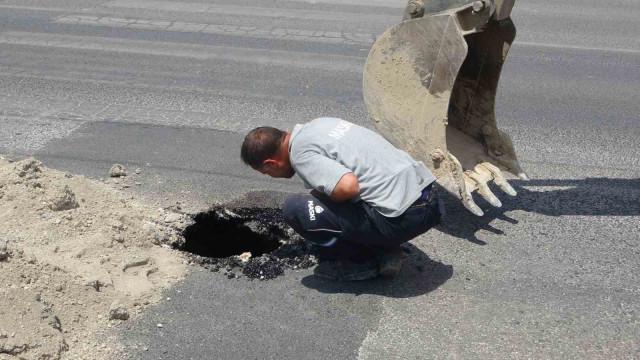 Malatya’da yolda çökme meydana geldi