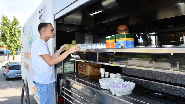 Manisa Büyükşehir öğrencileri yalnız bırakmadı