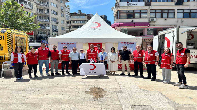 Manisa’da Türk Kızılay kurban bağış standı açıldı