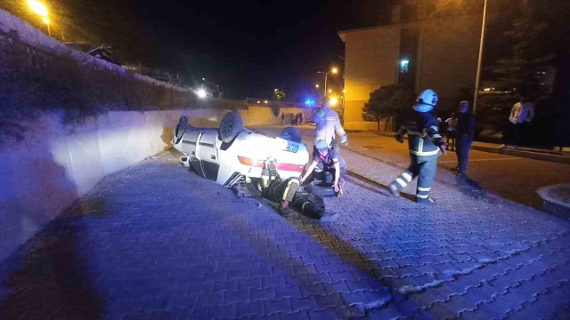 Mardin’de otomobil takla attı: 3 yaralı