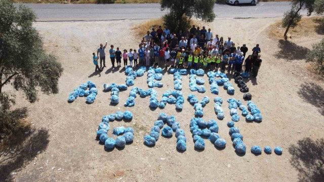 Nazilli Belediyesi’nden şiveli uyarı: ”Yeter atmayın gari”