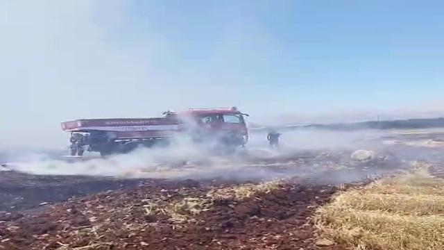 Saman balyaları cayır cayır yandı