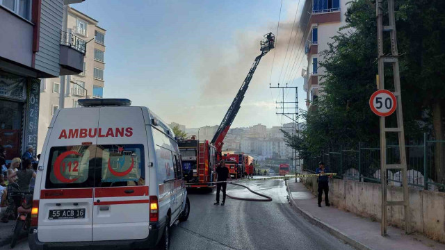 Samsun’da çatı katında korkutan yangın