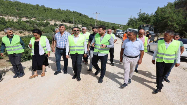 Sarıyıldız: ”Akdeniz’de asfalt sorunu yaşayan tek mahallemiz kalmayacak”