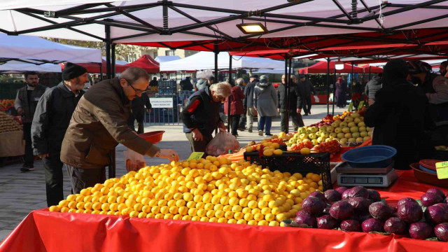 Şehzadeler’de arife pazarları belirlendi