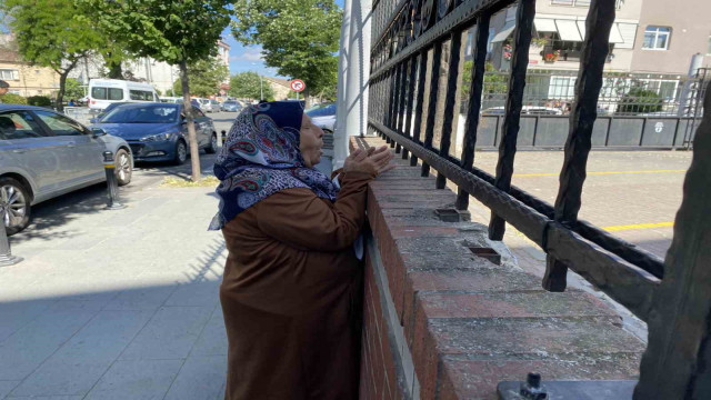 YKS heyecanı başladı, 3 haftalık bebek annesini bekledi