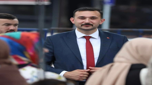 AK Parti Düzce İl Gençlik Kolları Başkanı Küçük yaş haddinden dolayı görevinden ayrıldı