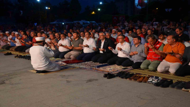 Bafra’da ”Demokrasi ve Milli Birlik Günü”