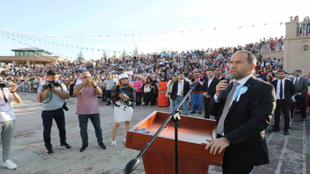 Başkan Özdemir, Tercih Yapacak Aday Öğrencileri Niğde’ye Davet Etti