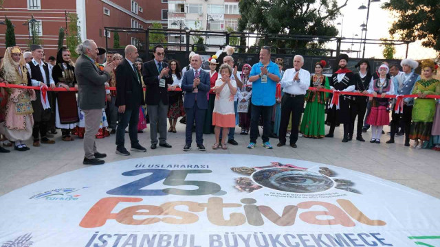 Büyükçekmece’de ”Uluslararası Güler Ertan Fotoğraf Yarışması”nda ödül alan eserler sergilendi