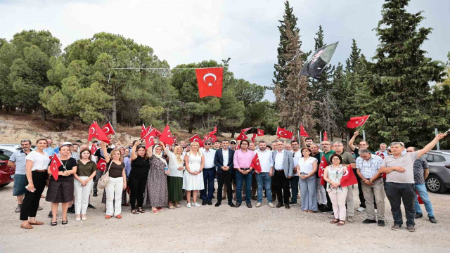 Çavuşoğlu ve Doğan yapılaşmaya tepki gösteren Şemikler sakinlerine destek verdi