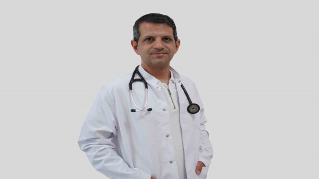 Dr. Öğr. Üyesi Enes Çelik hasta kabulüne başladı