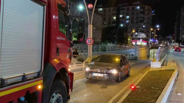 Elazığ’da sağanak yağışta alt geçit suyla doldu, facianın eşiğinden dönüldü