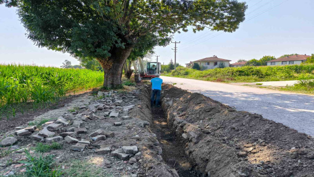 Erenler’de 2 mahalle daha Büyükşehir’in altyapı hizmetleriyle buluşuyor