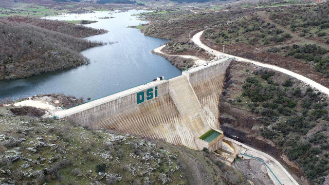 Kelebek Barajı’ndan 12 bin dekar araziye ilk kez su verildi