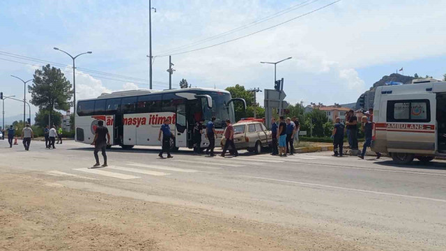 Osmancık’ta yolcu otobüsü ile otomobil çarpıştı: 1 yaralı