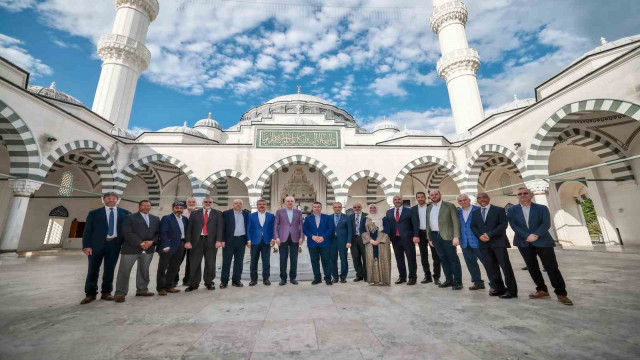 TBMM Başkanı Kurtulmuş, ABD’de Büyükelçi Önal ve Müslüman toplum liderleri ile görüştü