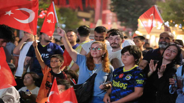 Yalova’da çeyrek final coşkusu