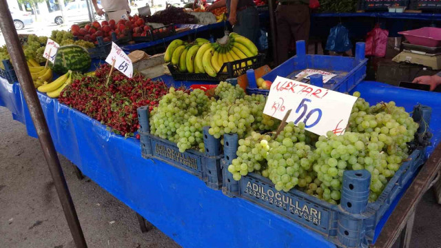 Yaz geldi, pazarda fiyatlar düştü