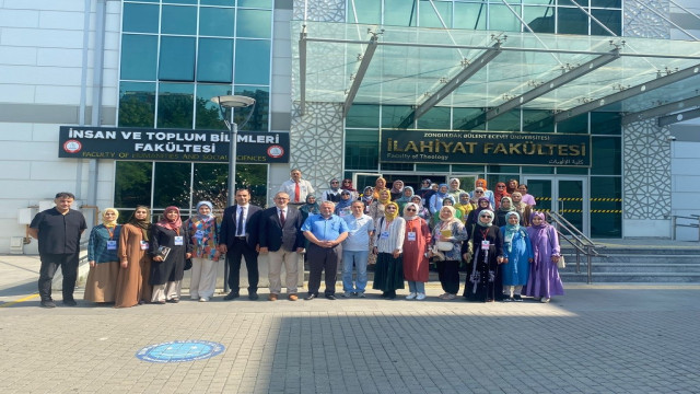 Zonguldak Bülent Ecevit Üniversitesi’nde Türk Edebiyatı söyleşisi gerçekleştirildi