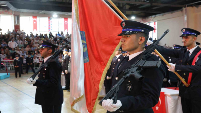 Adana’da 350 polis adayı mezun oldu