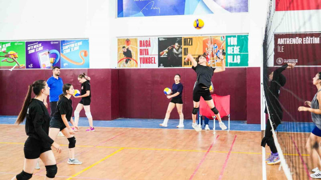 Adıyaman’da kadınlar voleybol takımı kuruldu