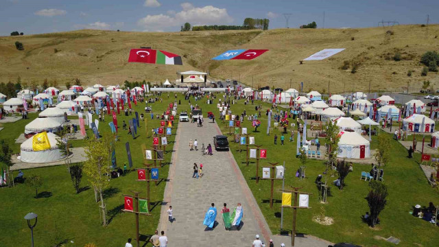 Ahlat’taki Malazgirt kutlamaları coşkuyla devam ediyor