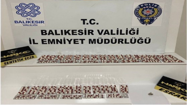 Balıkesir’de uyuşturucu tacirlerine operasyon