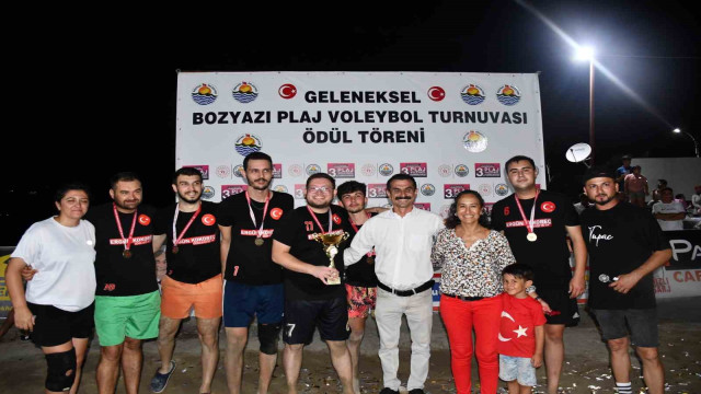 ’Bozyazı 3. Plaj Voleybolu Turnuvası’ sona erdi