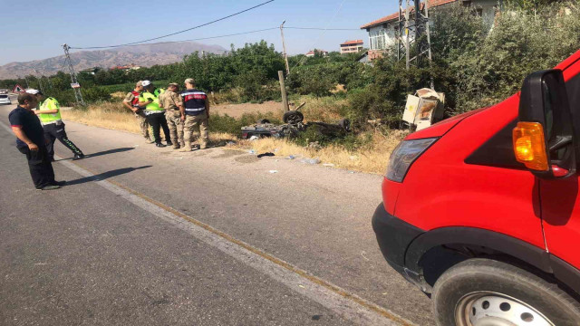 Elazığ’da otomobil takla attı: 5 yaralı