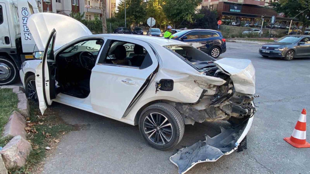 Elazığ’da trafik kazası: 2 yaralı