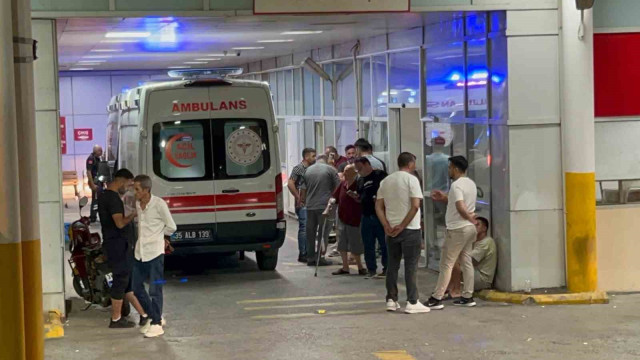 İzmir’de ”150 lira” kavgası: 2 kişi tabancayla vuruldu