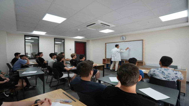 Konya Büyükşehir, “LİMA YKS Yaz Okulu” ile öğrencilere katkı sağlıyor