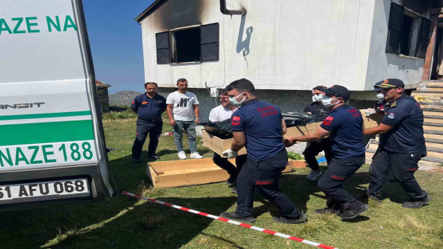 Kundaklanan yayla evindeki 3 cenaze otopsi için Adli Tıp Kurumu’na gönderildi