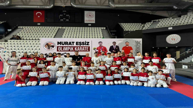 Manisa BBSK, olimpik karate yaz kampına katıldı