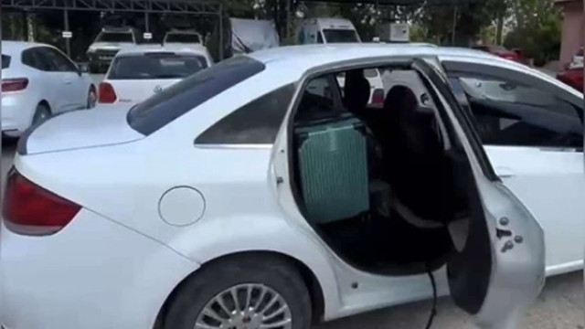 Osmaniye’de durdurulan 2 otomobilde 38 kilo 300 gram uyuşturucu çıktı