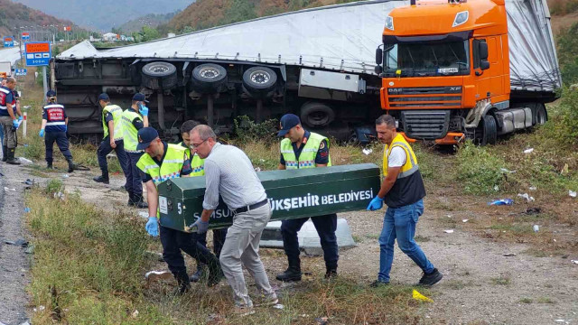 Samsun’daki kazada ölen 3 kişinin cansız bedeni otopsi için morga kaldırıldı