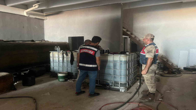 Şanlıurfa’da 6 bin 400 litre kaçak akaryakıt ele geçirildi