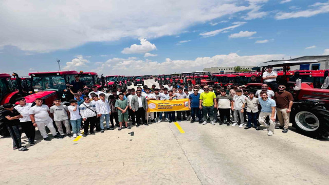 Silopi’den 80 öğrenci kültür gezisi için Konya’ya götürüldü