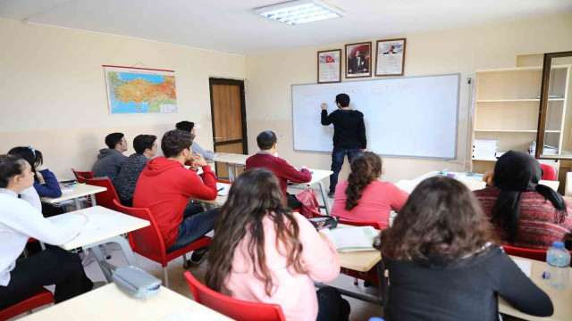 Sosyal Etkinlik Merkezlerinde yeni dönem kayıtları başladı