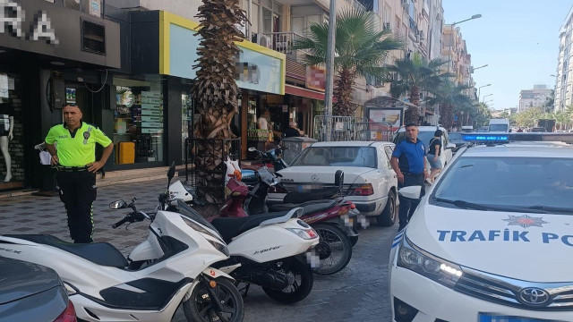 Turgutlu Zabıtası’ndan kaldırım işgali denetimi