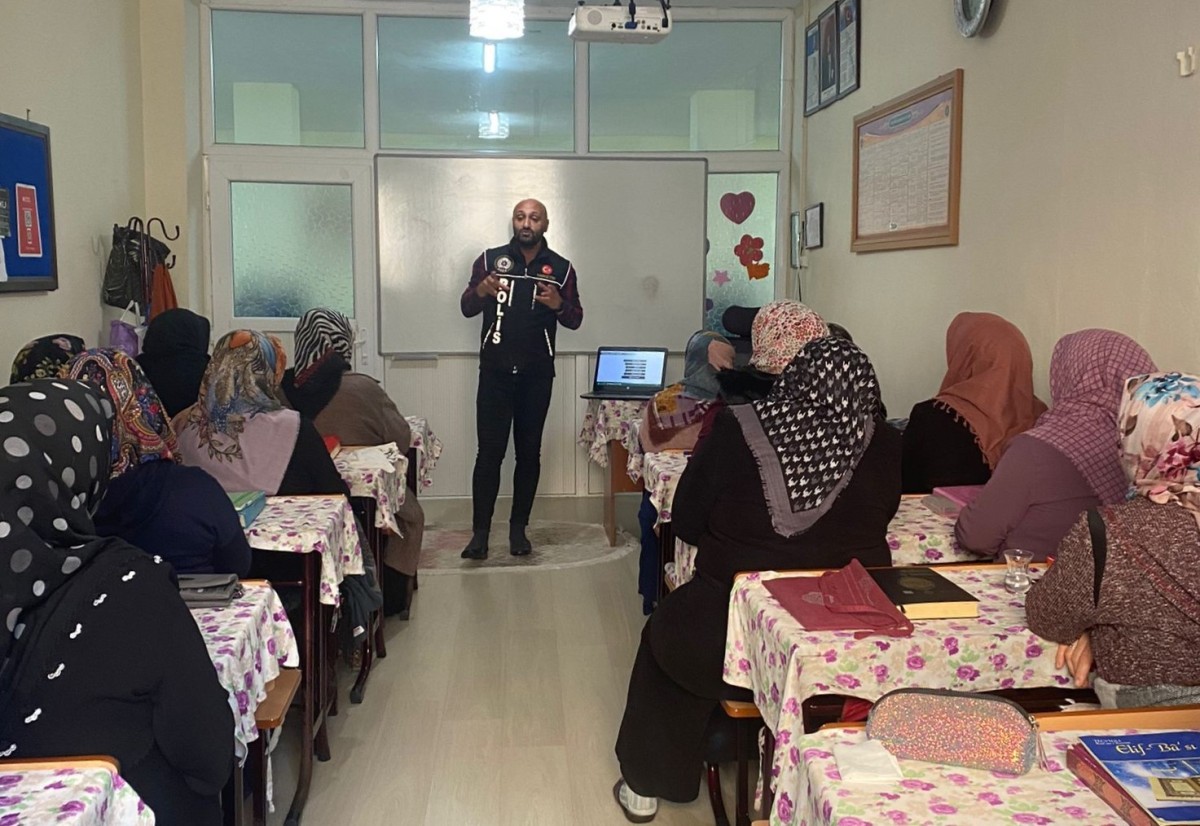 En İyi Narkotik Polisi Anne