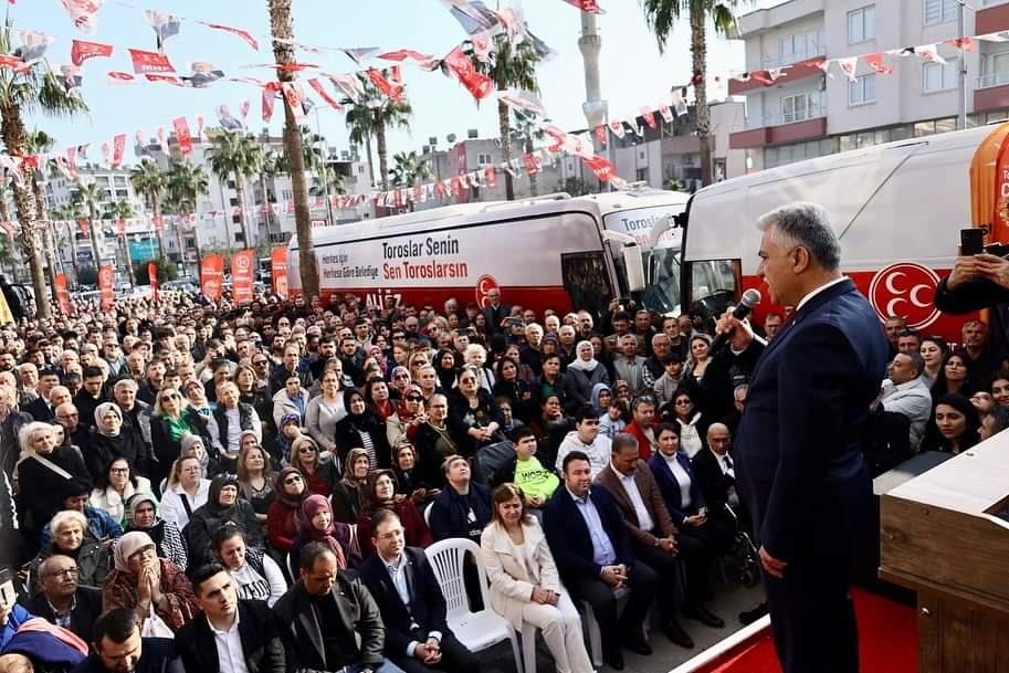 MHP'li Öz'ün seçim koordinasyon merkezi açıldı