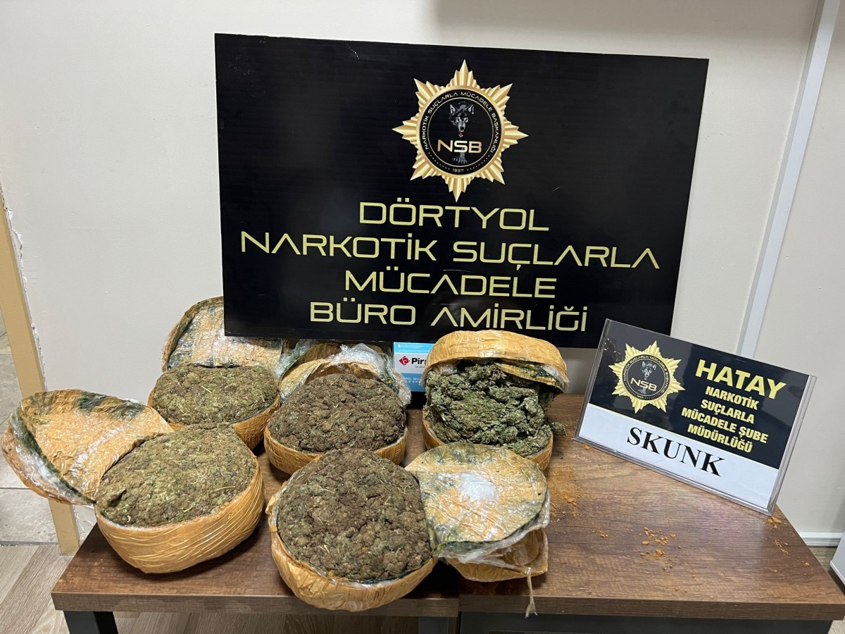 7 kilo 600 gram skunk ele geçirildi