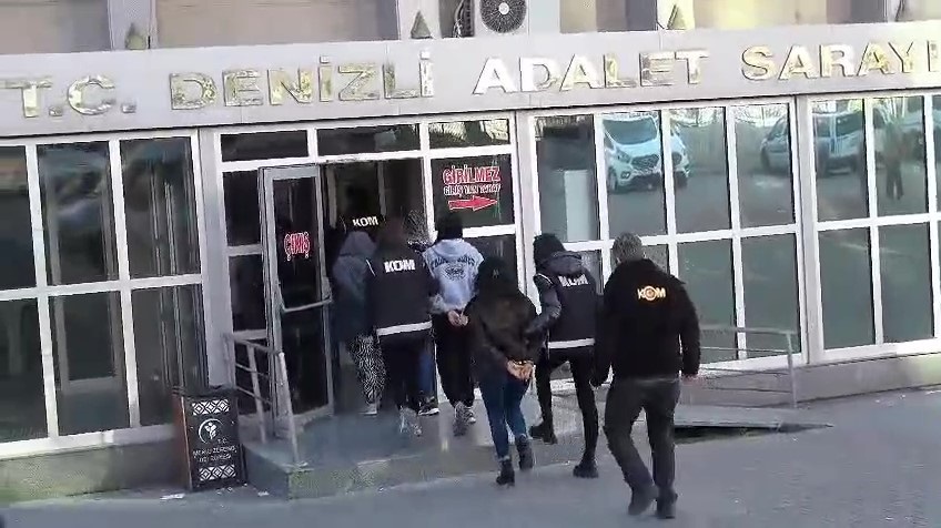 Sosyal medya dolandırıcıları 107 vatandaşı 348 bin TL dolandırdı