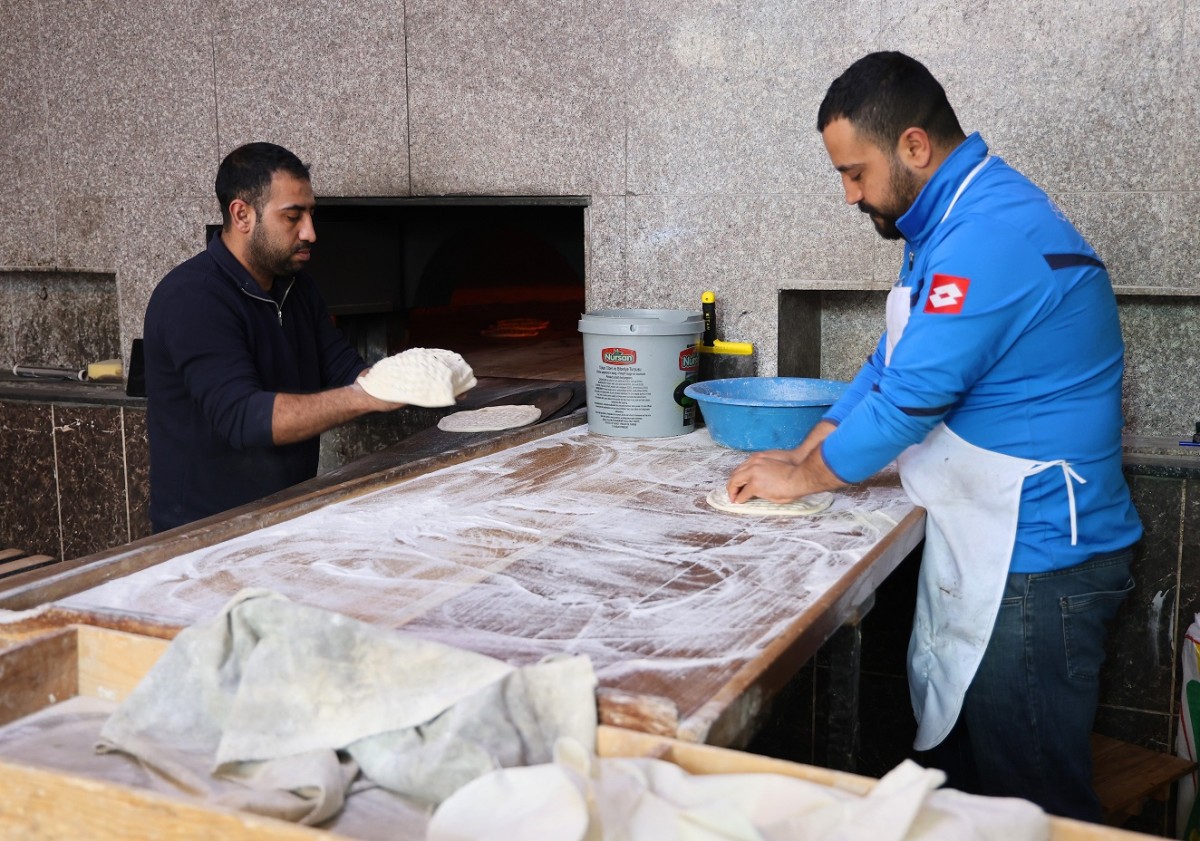  Fırında çalışan işçilerin zorlu Ramazan mesaisi