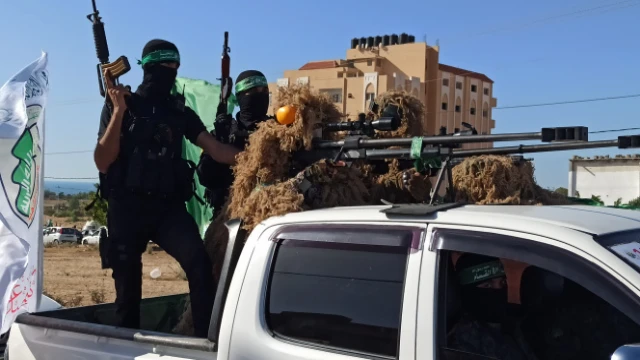 Hamas 7 esiri serbest bıraktı