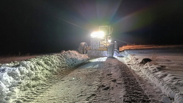 Van'da kardan kapanan 209 mahalle ve mezra yolu ulaşıma açıldı