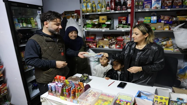  Adanalı hayırsever, mahallenin tüm bakkal borcunu ödedi