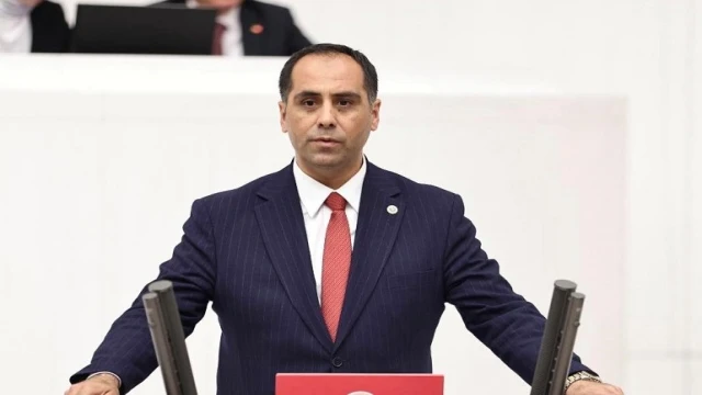  Kıratlı: "2025 yılında Mersin'de 48 yeni okul yapılacak"